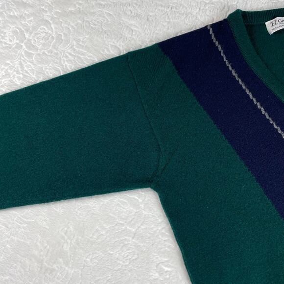 VTG 100% Super Lambswool Scotland Forest Green Argyle V-neckline Preppy Sweater - Picture 7 of 14